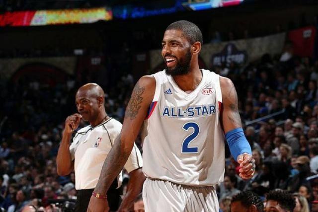 布朗32分米切尔空砍33分 凯尔特人大胜骑士1-0